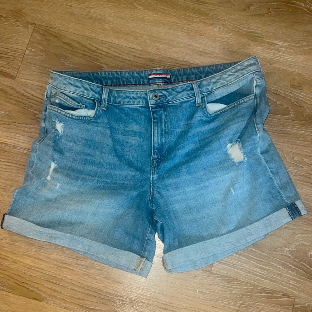 Tommy Hilfiger denim shorts